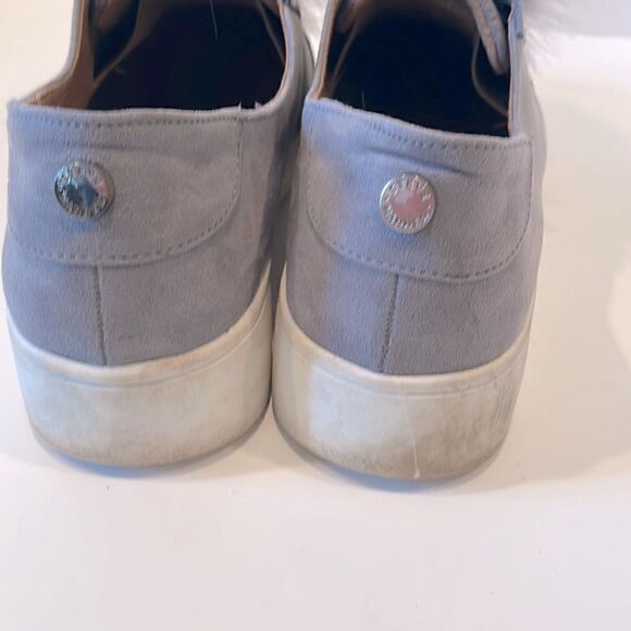Steve Madden Bryanne Platform Pom-Pom Sneakers Women's Size 7.5 Grey - Picture 3 of 8
